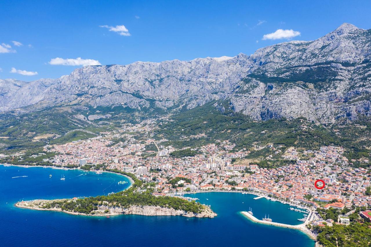 Apartment Lotte With Private Pool In The City Center! Makarska Bagian luar foto