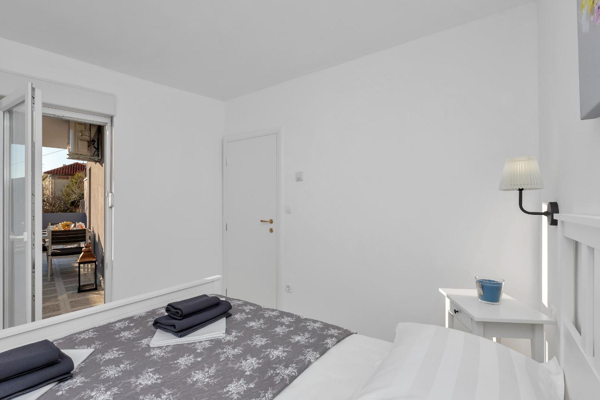 Apartment Lotte With Private Pool In The City Center! Makarska Ruang foto