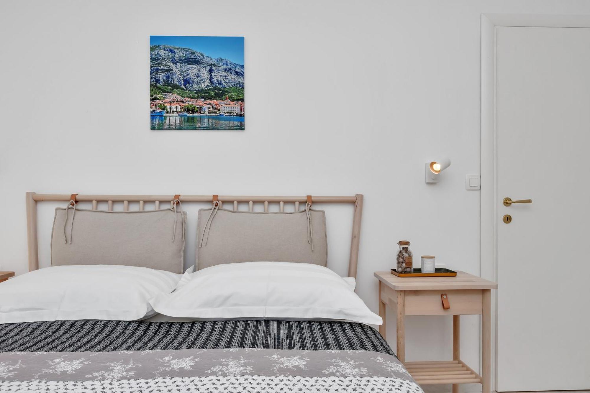 Apartment Lotte With Private Pool In The City Center! Makarska Ruang foto